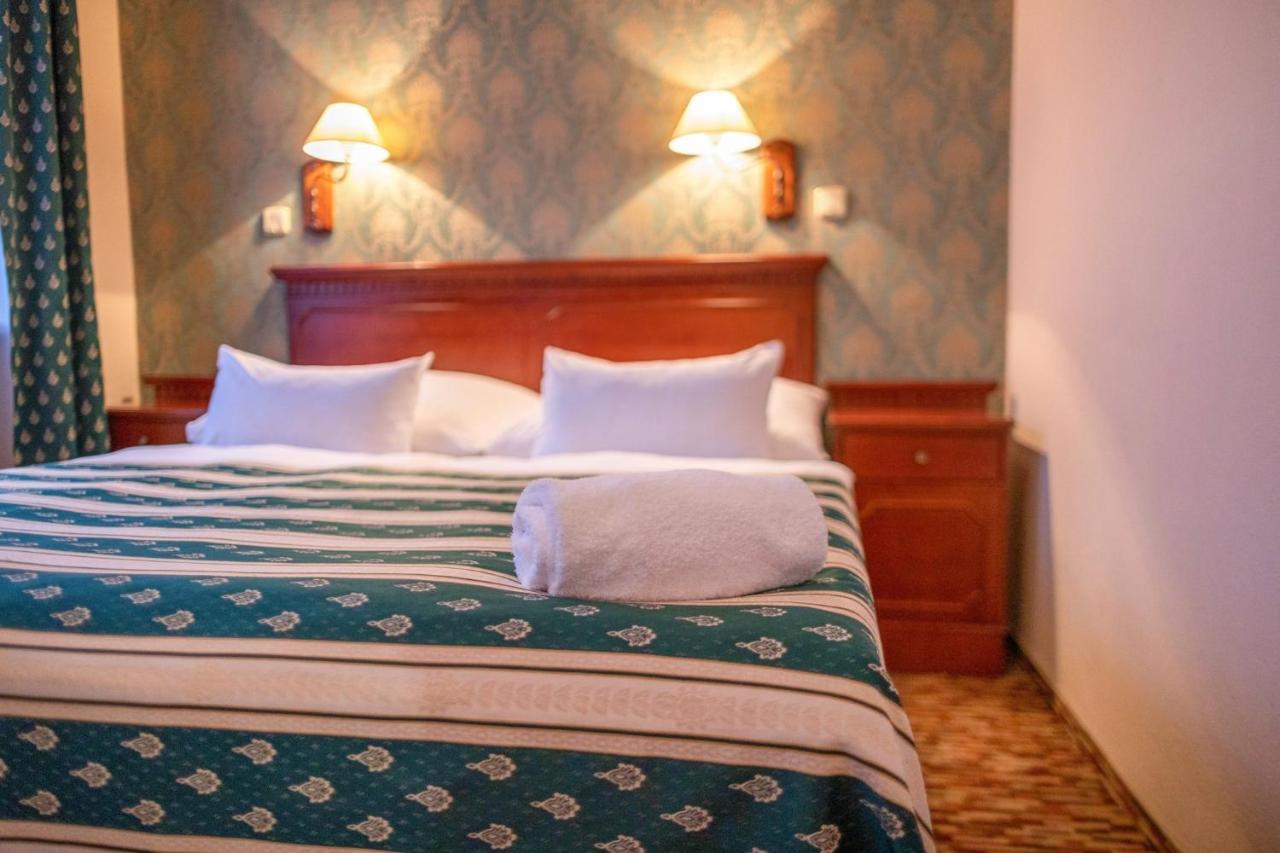Hotel Meteor Plaza Praga Esterno foto