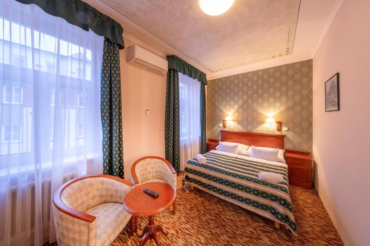 Hotel Meteor Plaza Praga Esterno foto