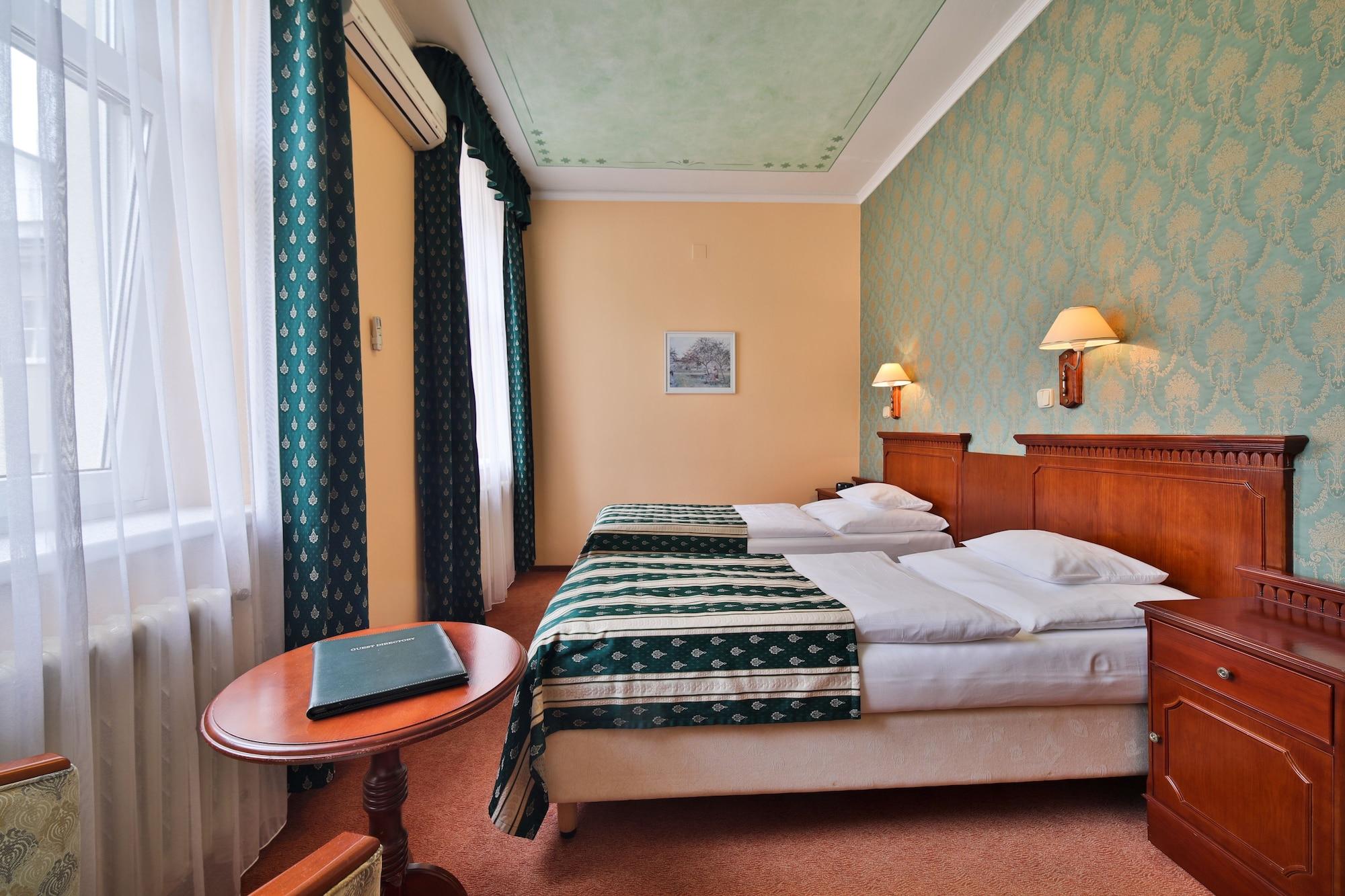 Hotel Meteor Plaza Praga Esterno foto