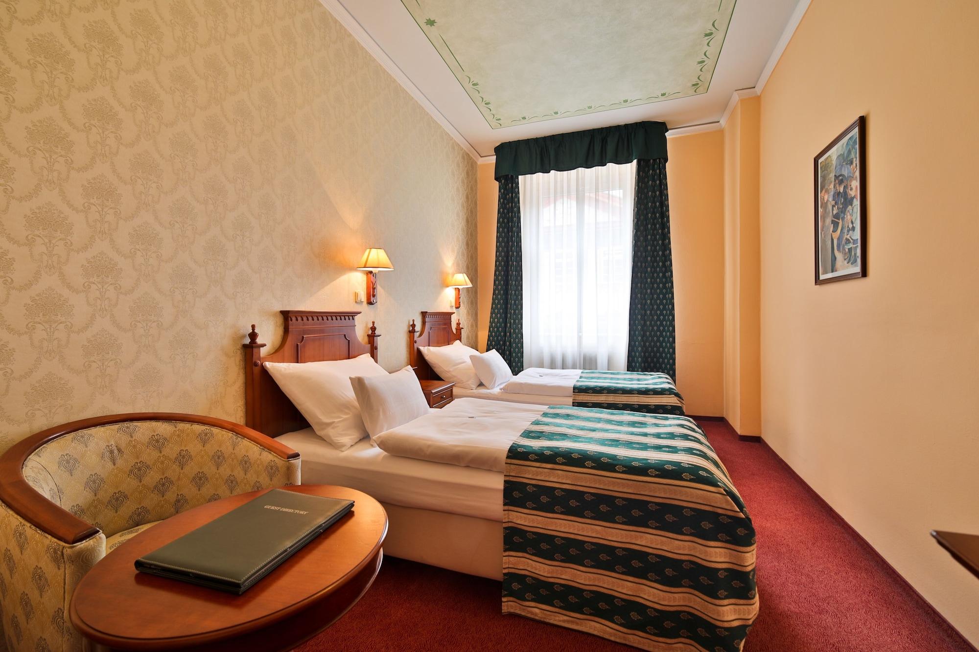 Hotel Meteor Plaza Praga Esterno foto