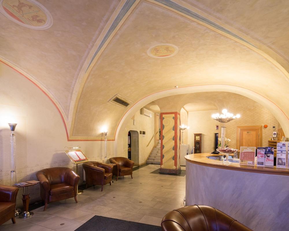 Hotel Meteor Plaza Praga Esterno foto