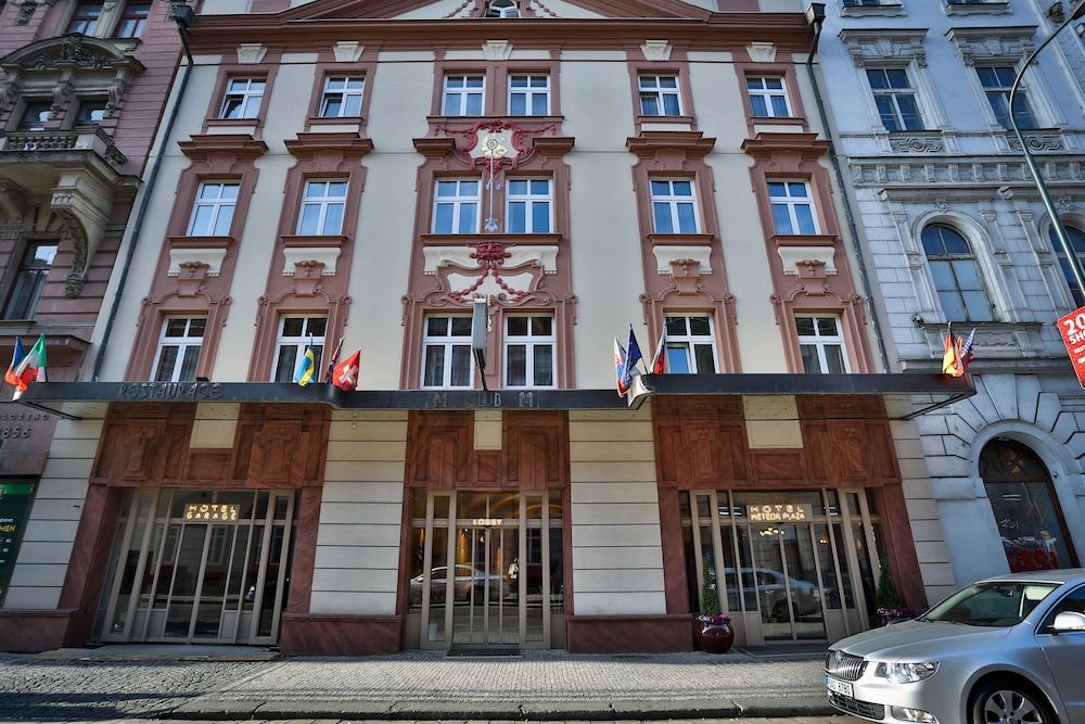 Hotel Meteor Plaza Praga Esterno foto
